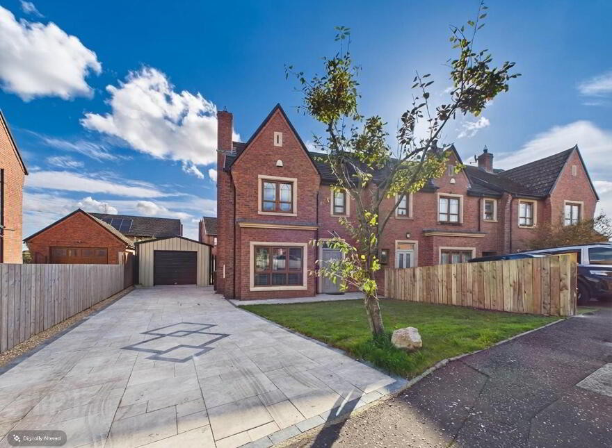 88 Brooke Hall Heights, Belfast, BT8 6WN