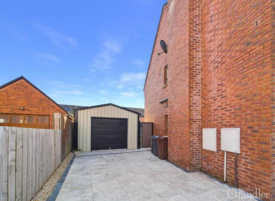 88 Brooke Hall Heights, Belfast, BT8 6WN