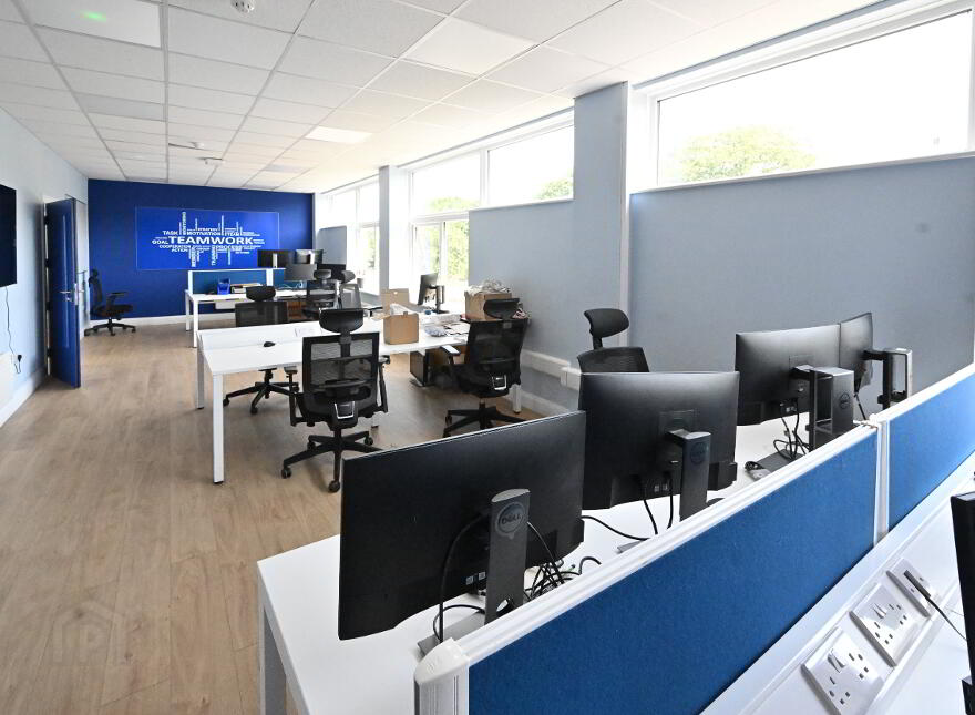 Unit 5, Greenbank Industrial Estate, Ballinacraig Way, Newry, BT34 2QU
