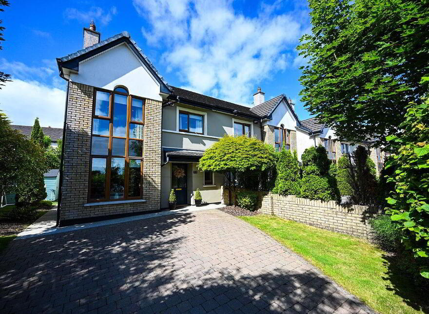 11 Edgewood, Maryborough Ridge, Rochestown, T12KAC1 photo