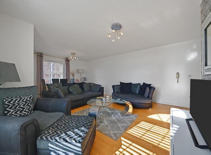 Apt, 101 Mount Eagles Avenue, Dunmurry, Belfast, BT17 0GN