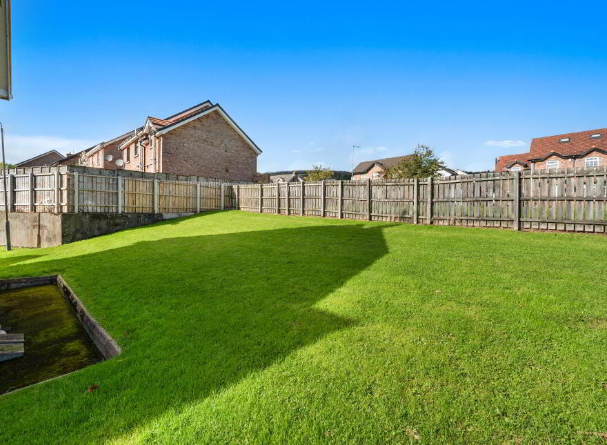 Apt, 101 Mount Eagles Avenue, Dunmurry, Belfast, BT17 0GN