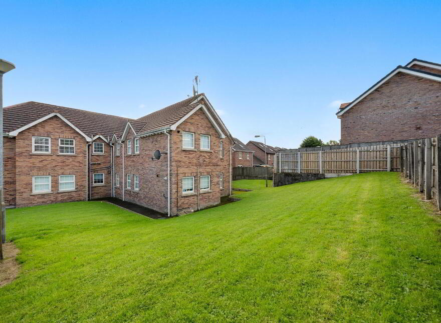 Apt, 101 Mount Eagles Avenue, Dunmurry, Belfast, BT17 0GN