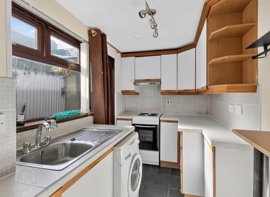 39 Florida Drive, Belfast, BT6 8EX