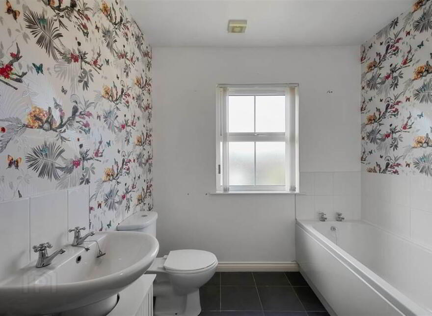 35 The Links, Ballykinlar, Downpatrick, BT30 8FE