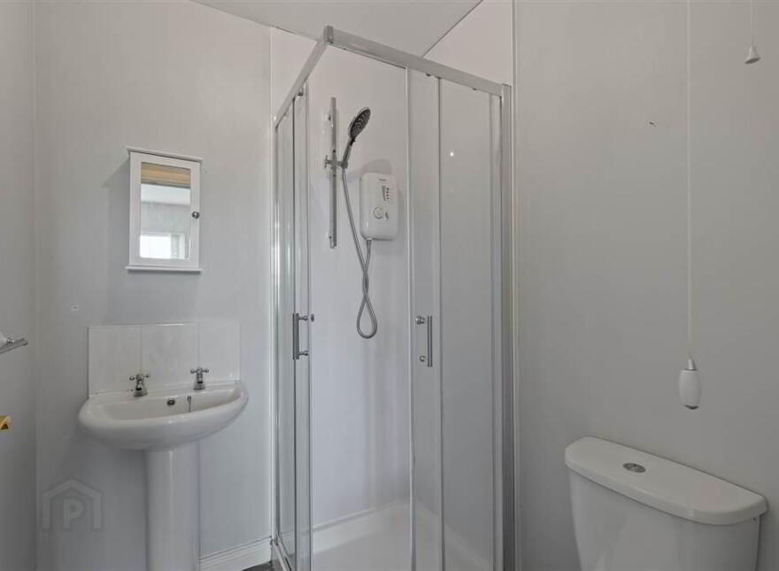 35 The Links, Ballykinlar, Downpatrick, BT30 8FE