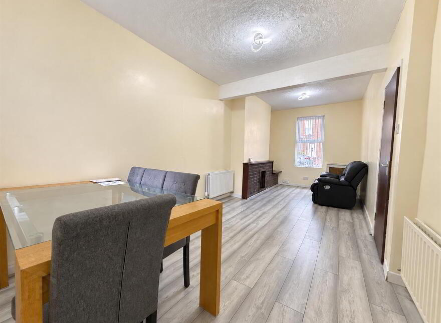 100 Donnybrook Street, Belfast, BT9 7DG