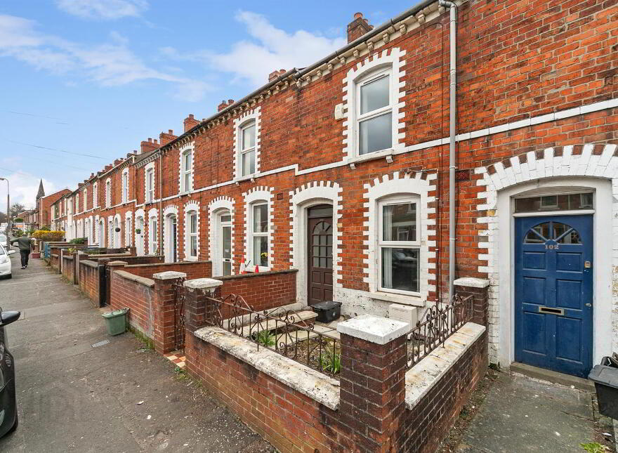 100 Donnybrook Street, Belfast, BT9 7DG