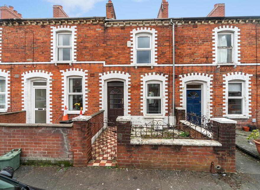 100 Donnybrook Street, Belfast, BT9 7DG