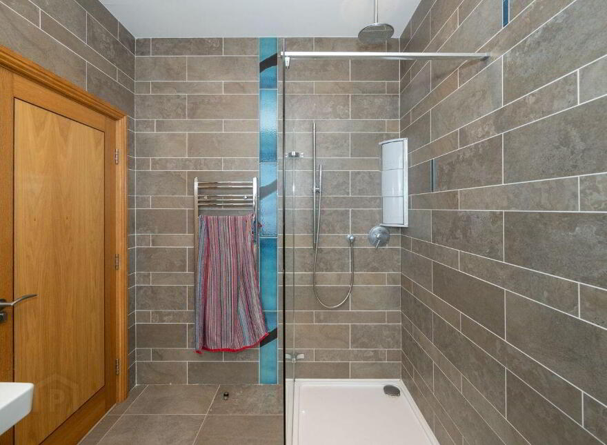 Aghadoe, Upper Ardmore, Passage West, T12D8KR
