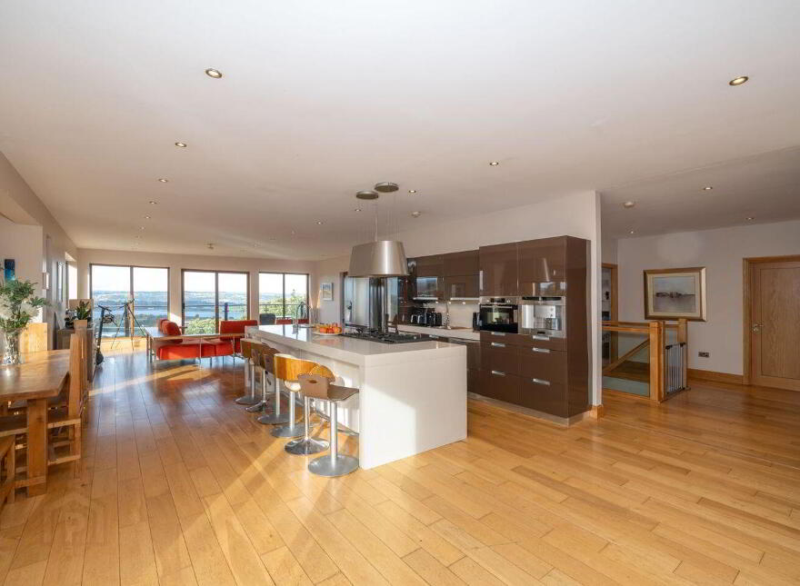 Aghadoe, Upper Ardmore, Passage West, T12D8KR
