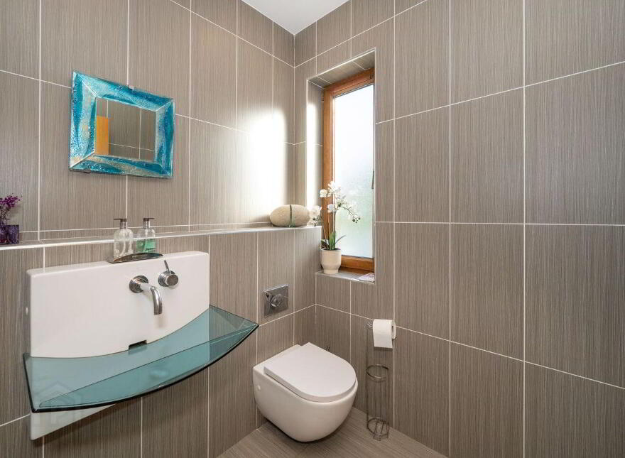 Aghadoe, Upper Ardmore, Passage West, T12D8KR