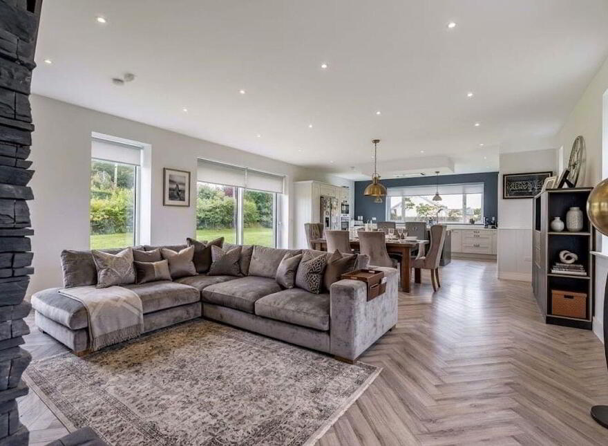 Dowsain Ghar, Knockmark, Drumree, A85HY54