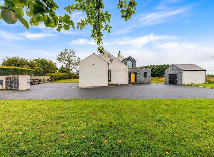 Dowsain Ghar, Knockmark, Drumree, A85HY54