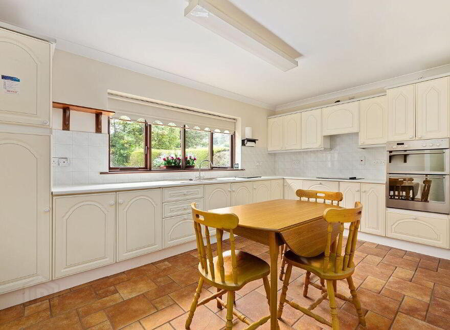 12 Treacy Meadows, Newbridge, W12PC99
