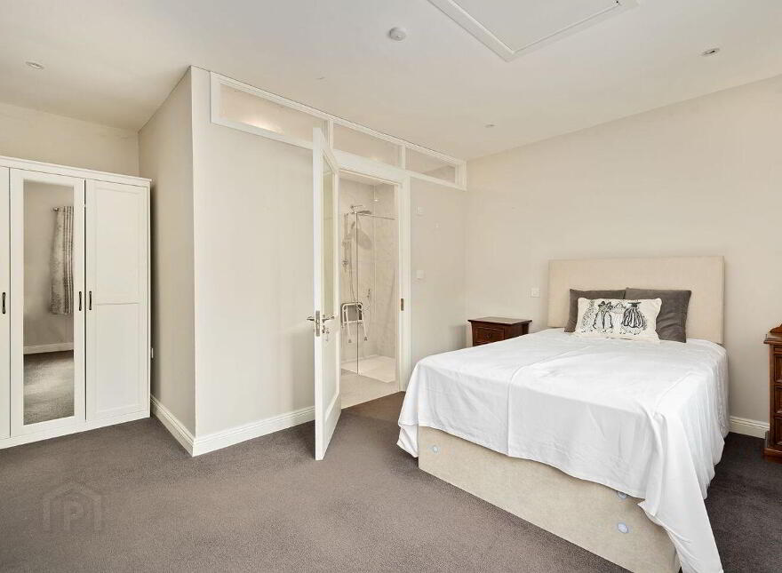12 Treacy Meadows, Newbridge, W12PC99