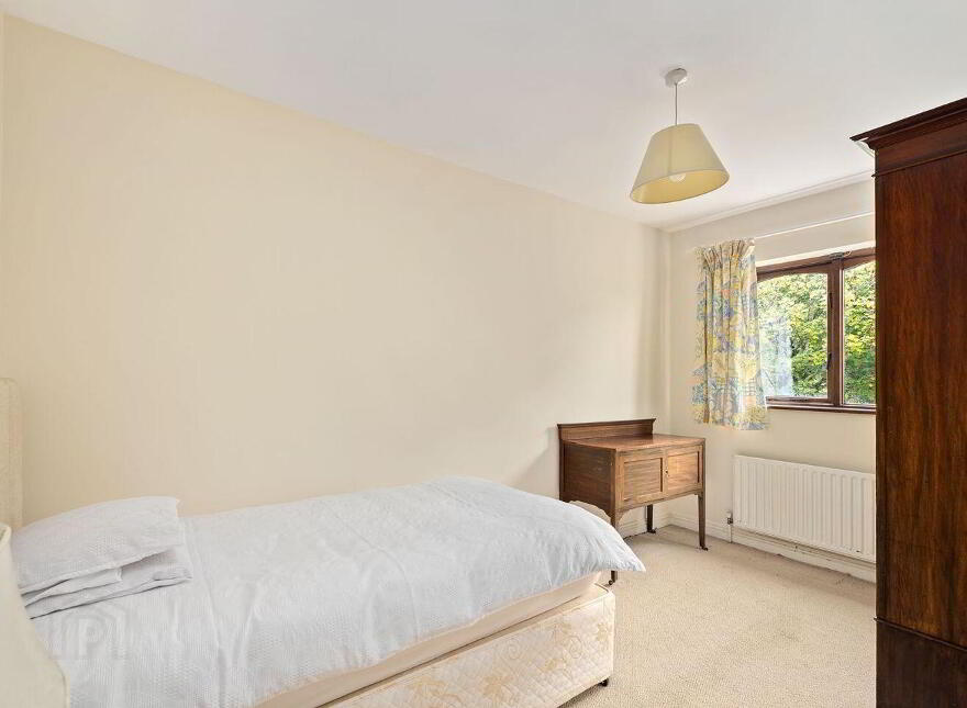 12 Treacy Meadows, Newbridge, W12PC99