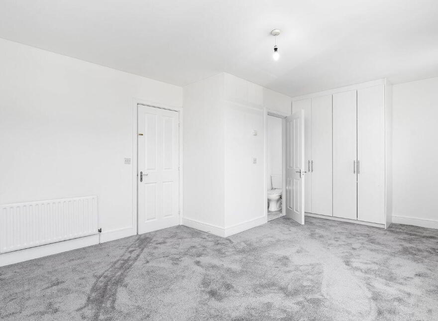 8 Chipping Terrace, Ongar, Ongar, D15