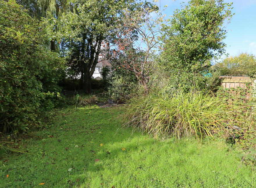 67 Locksley Park, Belfast, BT10 0AS