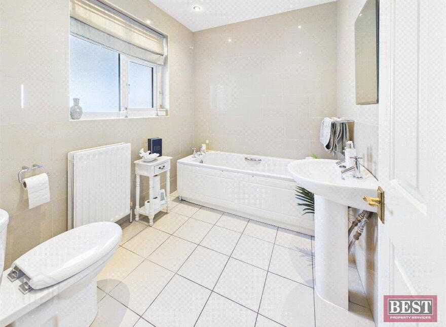 14 Newtown Road, Rostrevor, Newry, BT34 3BY