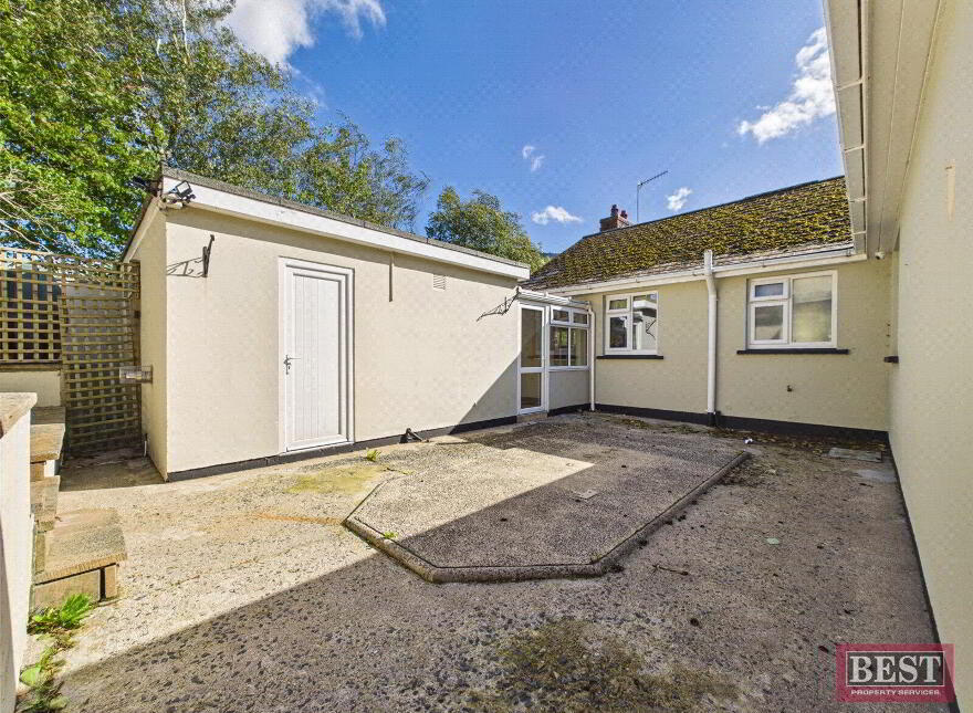 14 Newtown Road, Rostrevor, Newry, BT34 3BY