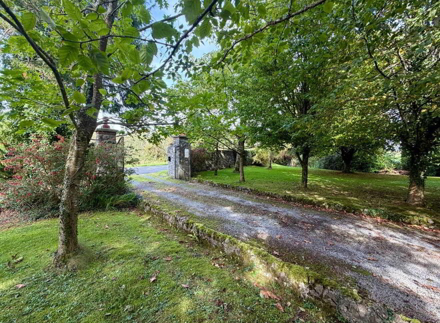 Finford House, Bunnahow, Ballinruan, H91PW8Y
