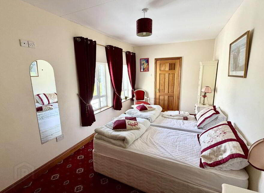 Finford House, Bunnahow, Ballinruan, H91PW8Y