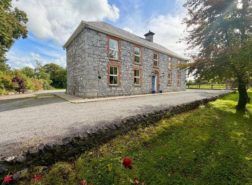 Finford House, Bunnahow, Ballinruan, H91PW8Y