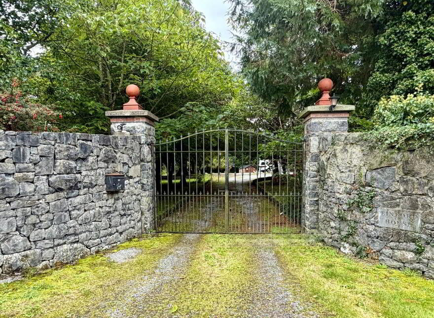 Finford House, Bunnahow, Ballinruan, H91PW8Y