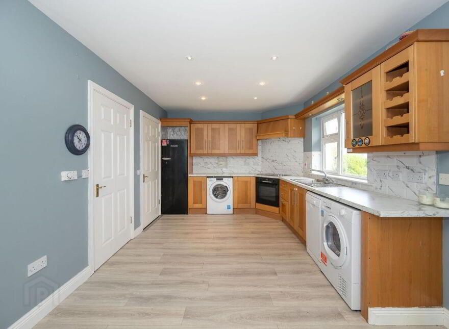 Bunkilla, Donoughmore, P32PK61