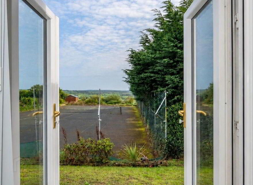 Bunkilla, Donoughmore, P32PK61