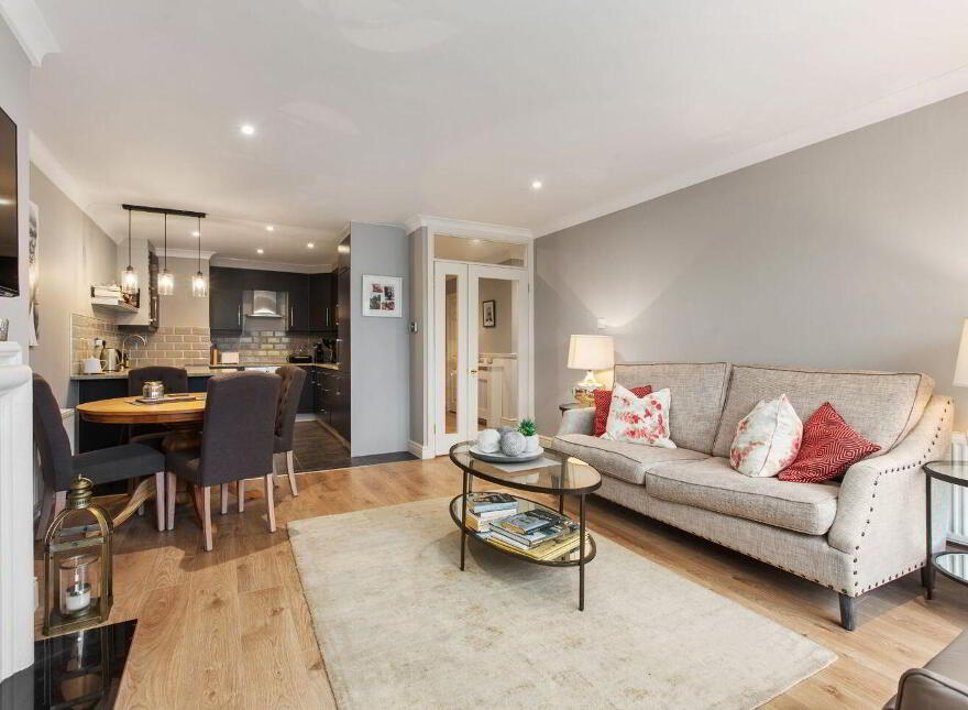 Apartment 19 Raglan Hall, Ballsbridge, Ballsbridge, D04R5H9