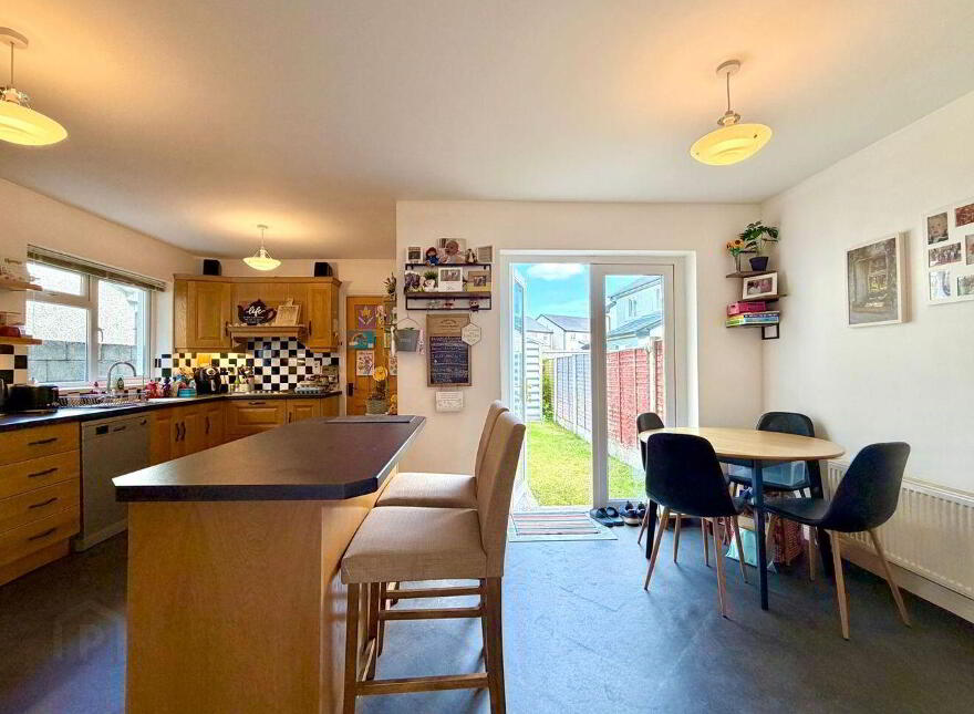 23 Ross Árd, Monksland, Athlone, N37C8E2