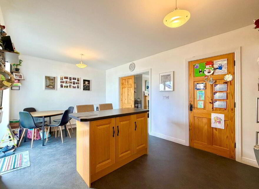 23 Ross Árd, Monksland, Athlone, N37C8E2