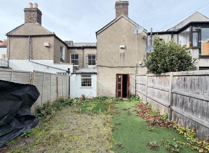 11 Eastmoreland Place, Ballsbridge, Dublin 4, D04XV18