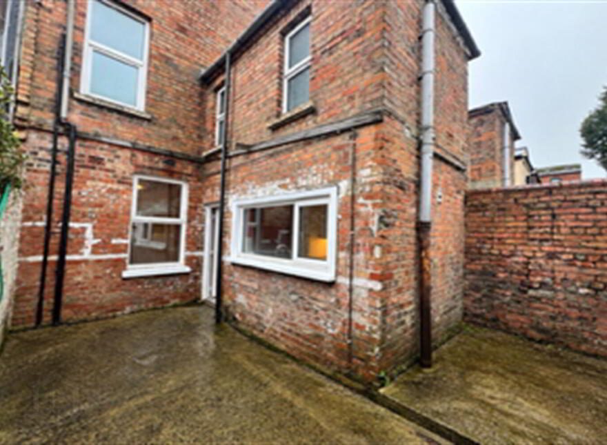 22 Glandore Gardens, Belfast, BT15 3FF