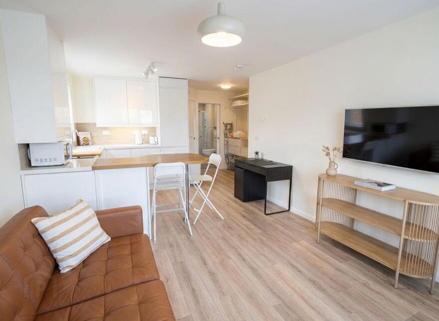 Apartment 1 Carlyle House 27b Church Street, Howth, Howth, D13YT67