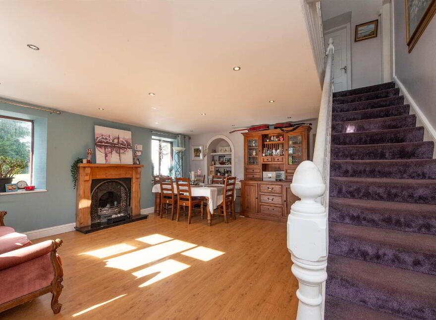 70 Crabtree Road, Ballynahinch, BT24 8RJ
