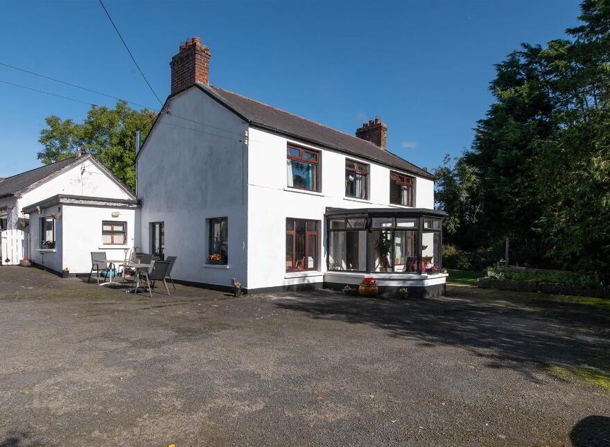 70 Crabtree Road, Ballynahinch, BT24 8RJ