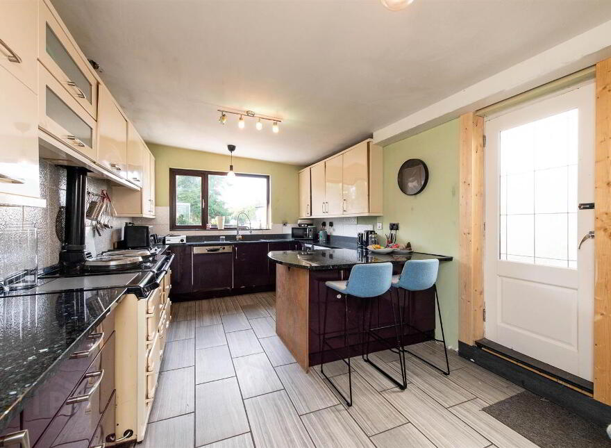 70 Crabtree Road, Ballynahinch, BT24 8RJ