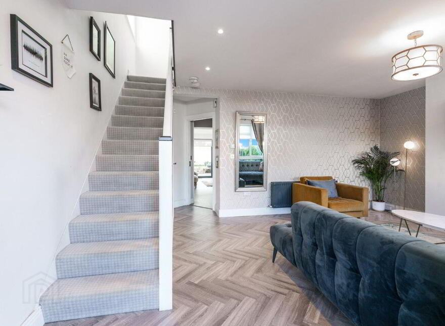 10 Llewellyn Grove, Rathfarnham, Rathfarnham, D16E628