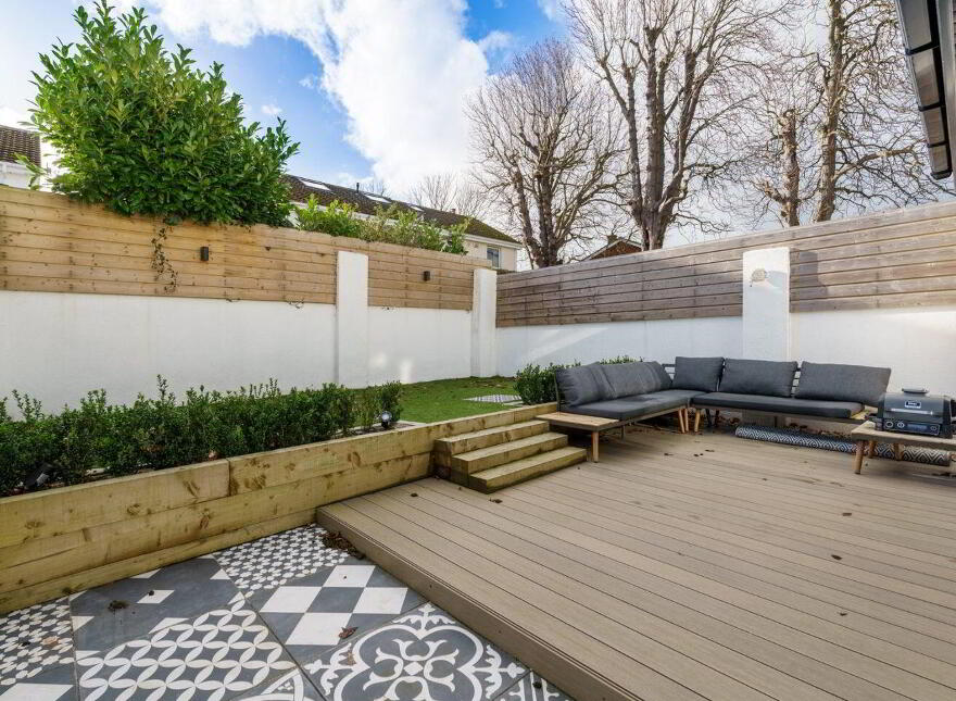 10 Llewellyn Grove, Rathfarnham, Rathfarnham, D16E628