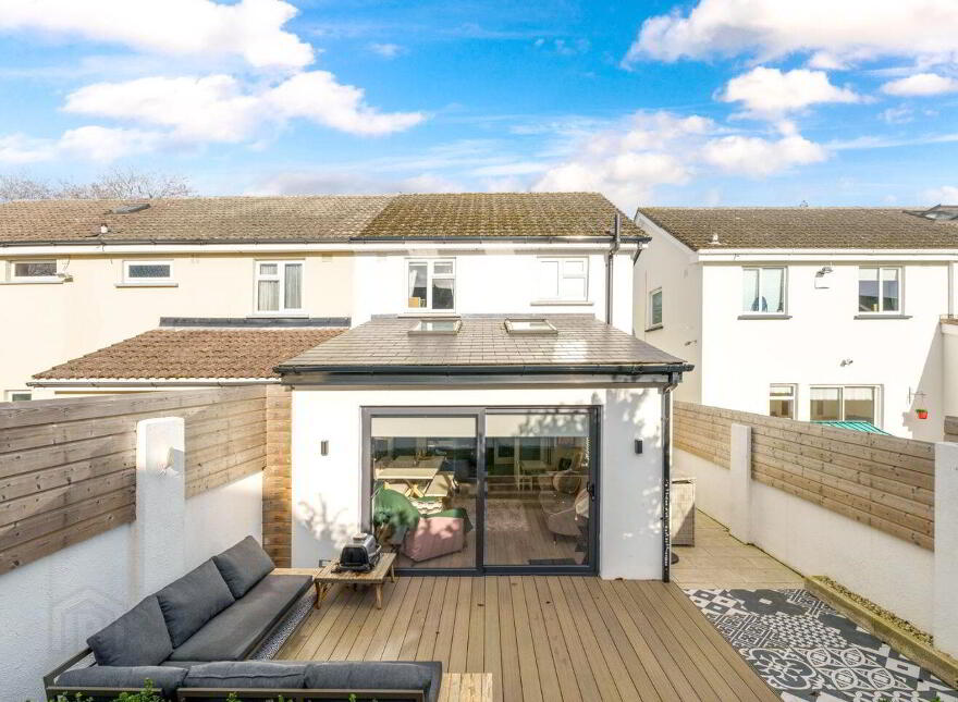 10 Llewellyn Grove, Rathfarnham, Rathfarnham, D16E628