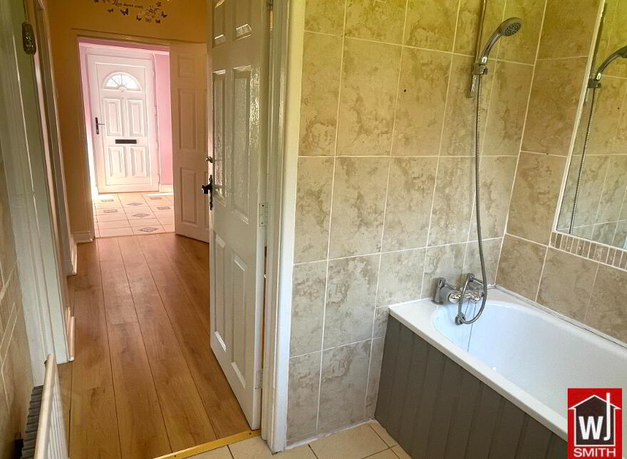 10 Hawthorn Park, Castlederg, BT81 7BX