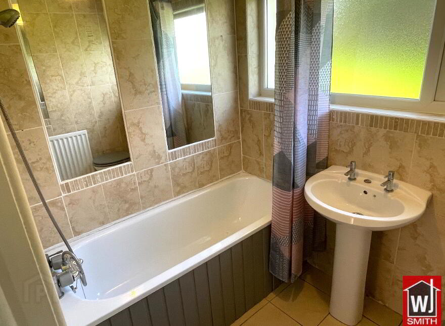 10 Hawthorn Park, Castlederg, BT81 7BX