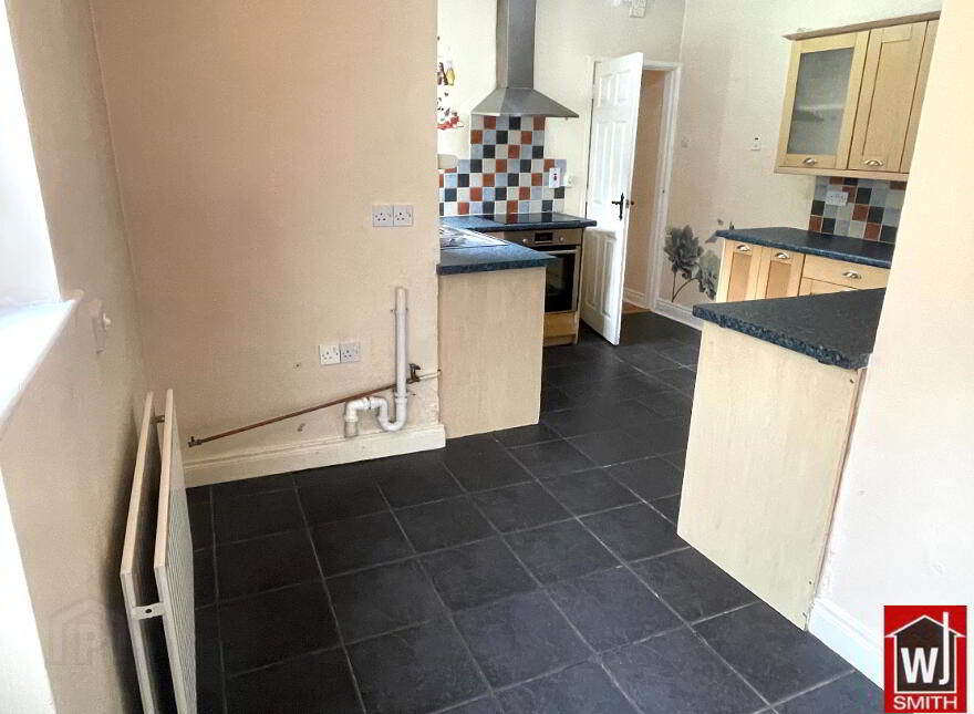 10 Hawthorn Park, Castlederg, BT81 7BX