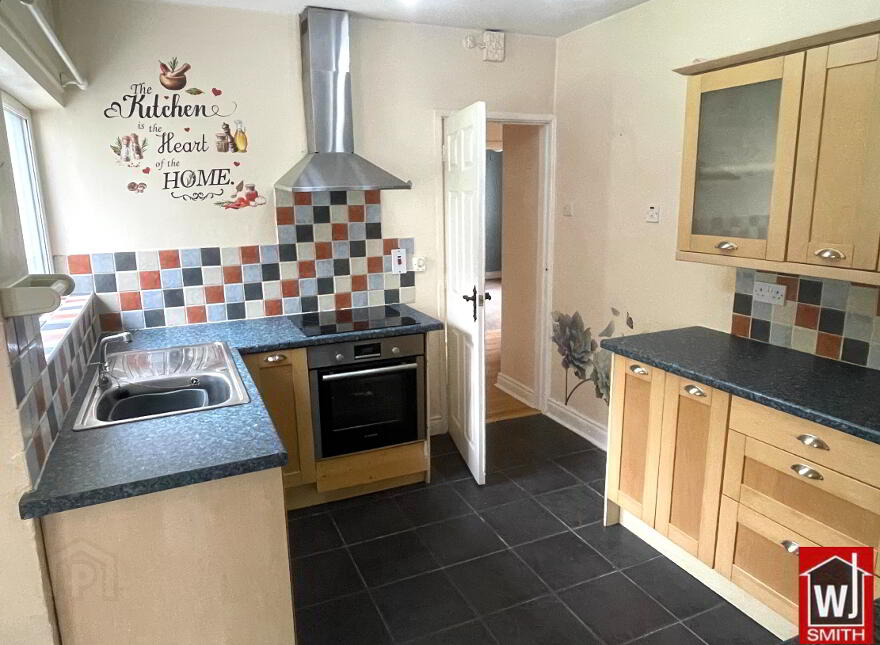 10 Hawthorn Park, Castlederg, BT81 7BX