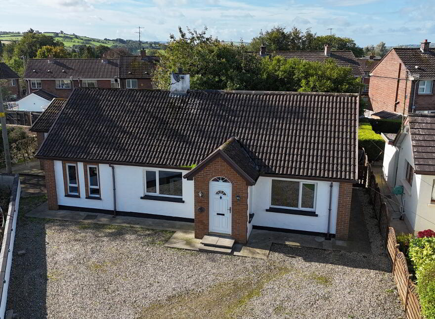 10 Hawthorn Park, Castlederg, BT81 7BX