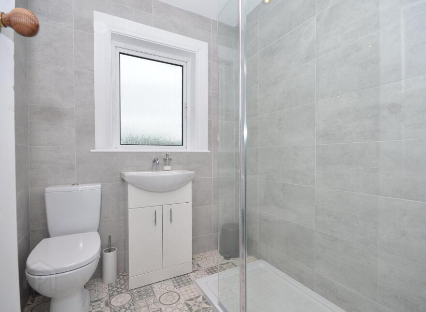 14 Loopland Road, Castlereagh, Belfast, BT6 9EA