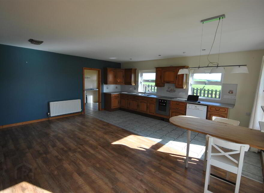 2 Manse Road, Kircubbin, Newtownards, BT22 1AL